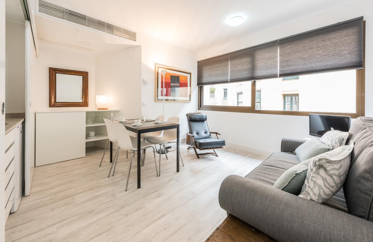 Recoletos Apartment Madrid Exterior photo